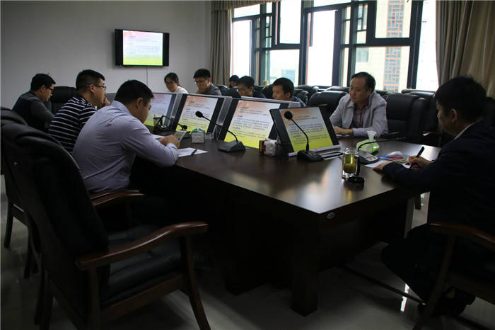 九龙地矿公司召开党委中心组扩大会议学习贯彻省第十二次党代会精神