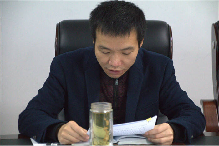 市城投集团九龙地矿公司党支部组织召开组织生活会和民主评议党员