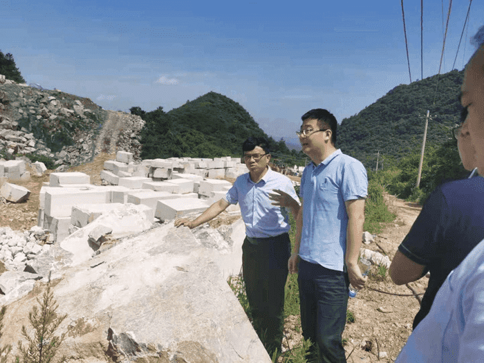 铜仁城投集团公司党委党史学习教育课题调研组到大兴高新区开展新型功能材料 专题调研