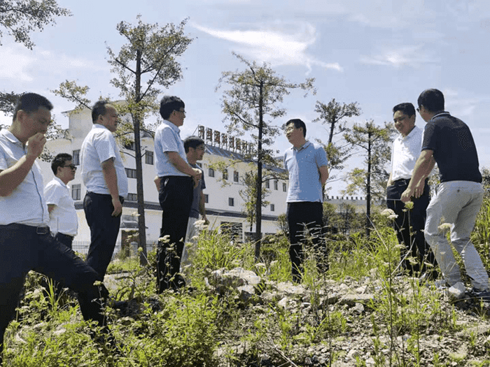 铜仁城投集团公司党委党史学习教育课题调研组到大兴高新区开展新型功能材料 专题调研