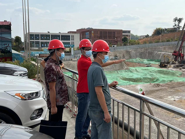 铜仁城交集团九龙地矿公司对在建项目进行国庆节前质量安全检查